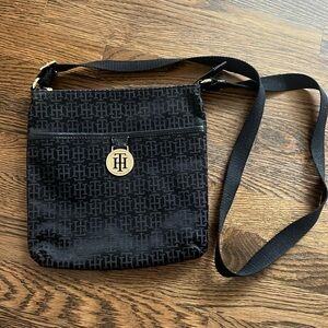 Tommy Hilfiger purse